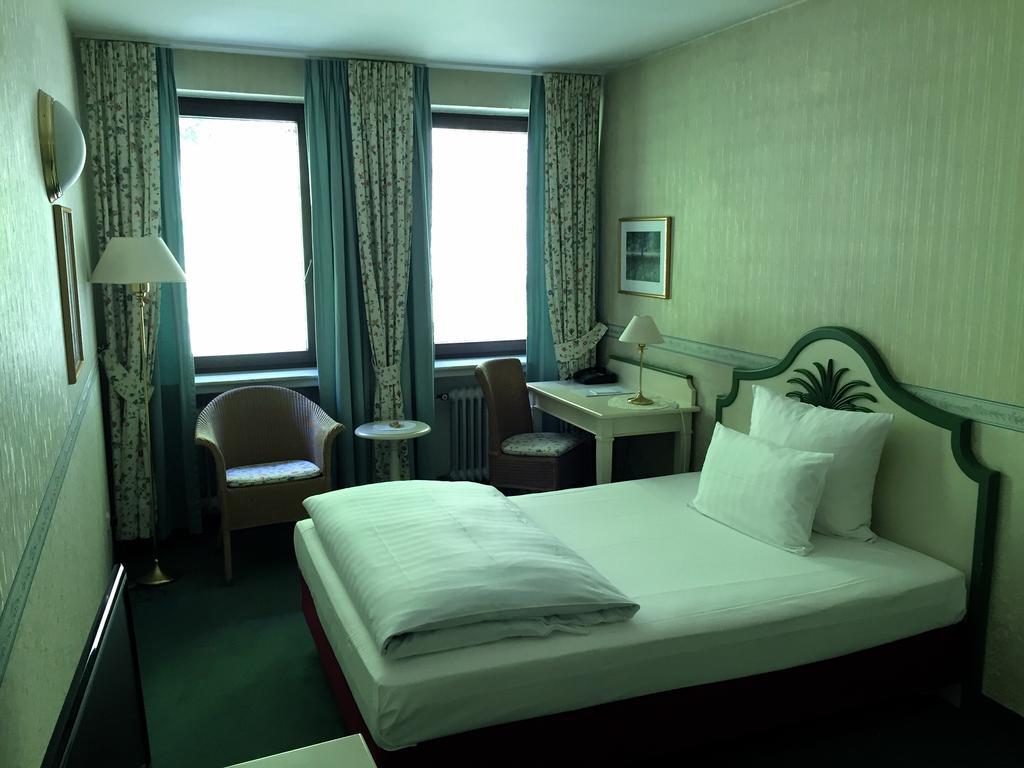 Moselromantik Hotel Weissmuehle Cochem Bagian luar foto