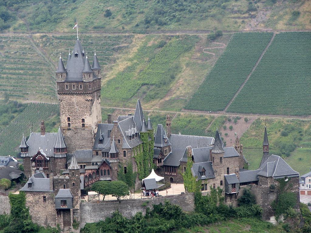 Moselromantik Hotel Weissmuehle Cochem Bagian luar foto